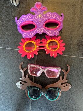 Set of 4 Fun Costume Glasses Photo Booth party favors
